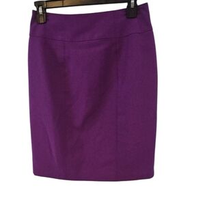 3/$25 Worthington Size 4 Vibrant Purple Pencil Skirt